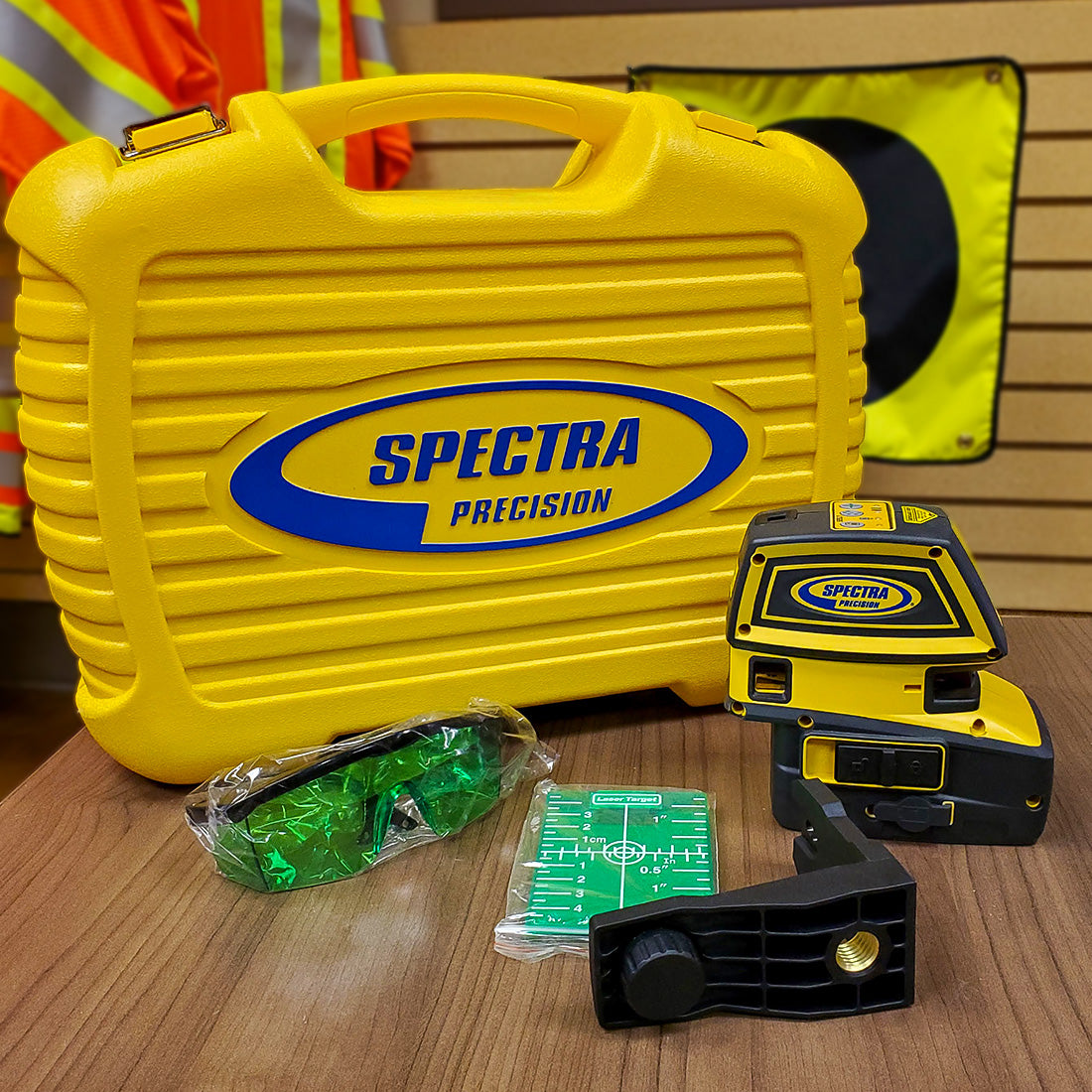 DEMO Spectra Precision LT52 Point & Line Green Laser Tool