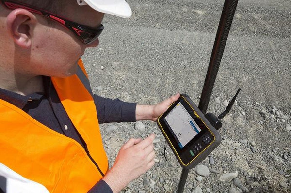 Trimble T7 Data Collector TAB-T7-11-00 with EM120 Module 110238-00-1