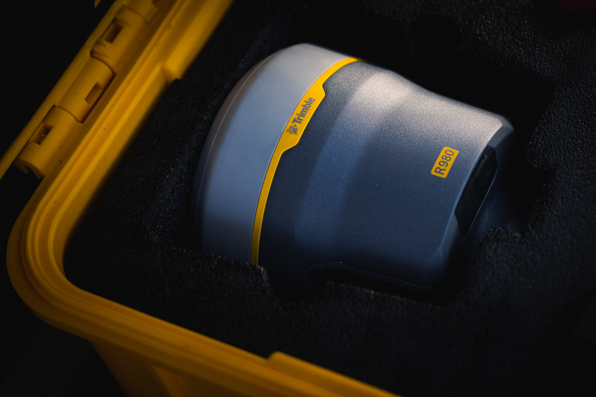Trimble R980 GNSS SYSTEM