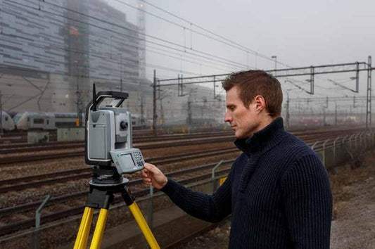 Trimble S9 DR Plus Total Station 1" Autolock, DR HP, Trimble VISION, Finelock 